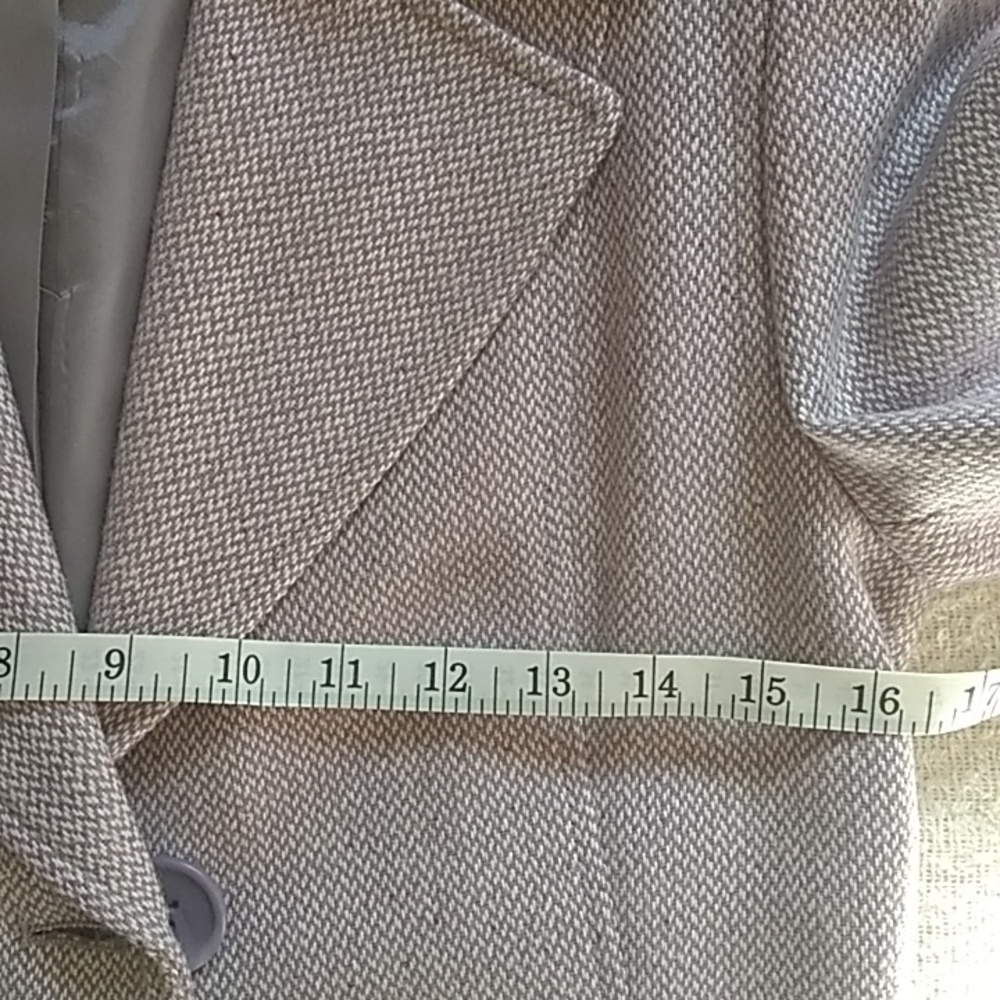 Coat - Picture 6 of 6